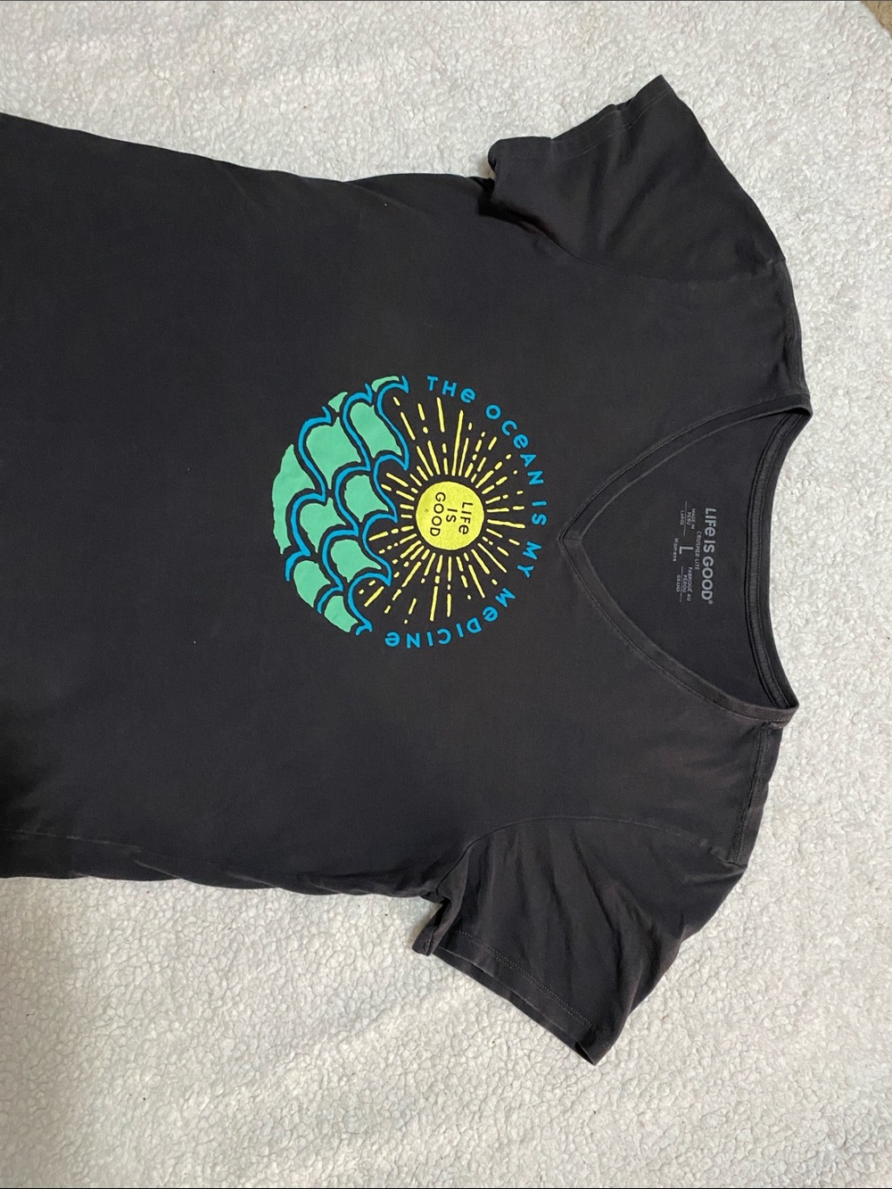 Life Is Good Black V-Neck Tee shirt “the ocean is my medicine” Sz large - Picture 6 of 15